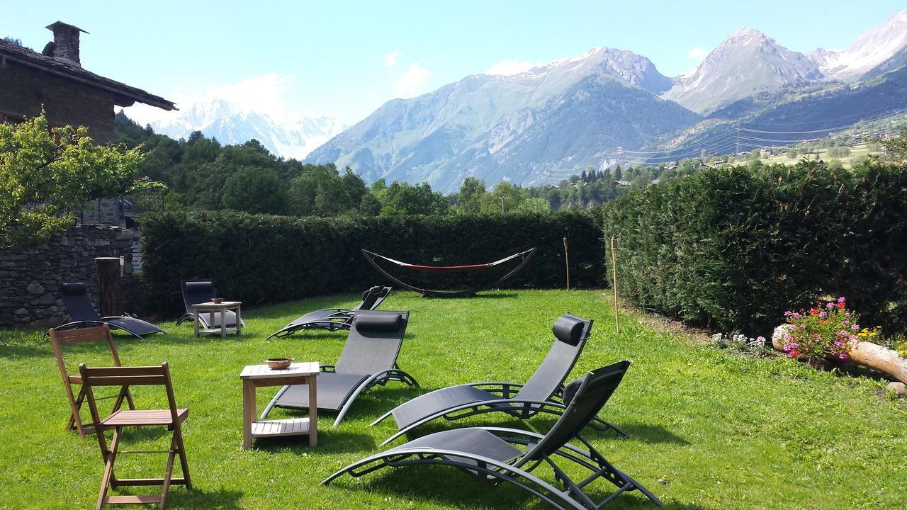Le Petit Coeur Residence De Montagne La Salle Esterno foto