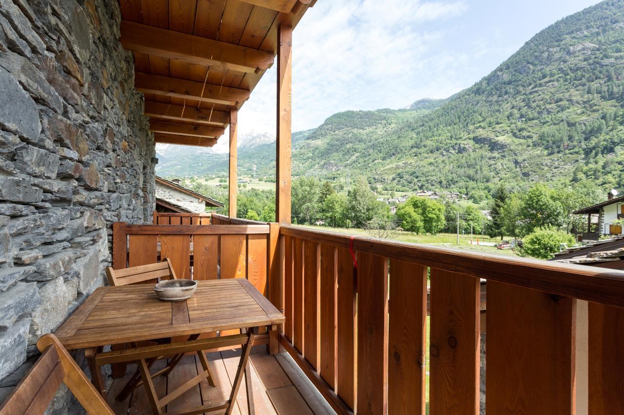 Le Petit Coeur Residence De Montagne La Salle Esterno foto